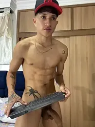 _CamiloBass webcam stripchat model stream image