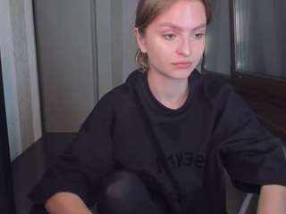 malenagold webcam camsoda model stream image