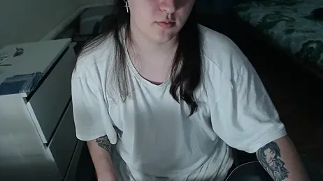 EvaMiron webcam model stream image