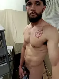 Paidbat webcam model stream image