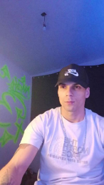 Zyonprive webcam model stream image