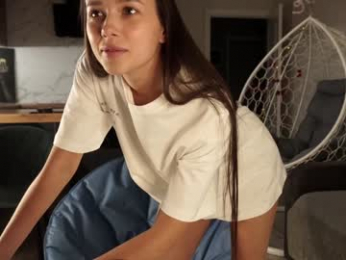 emilybatee webcam model stream image