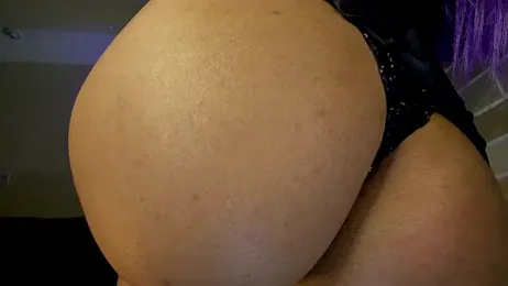 Isa_Violet webcam model stream image