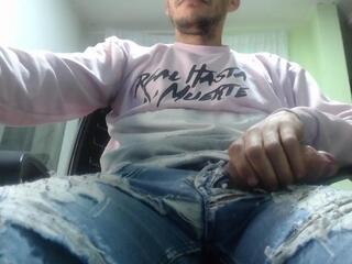 Lobo Ositoz webcam flirt4free model stream image