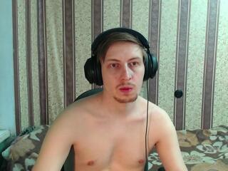 Darien Large webcam model stream image