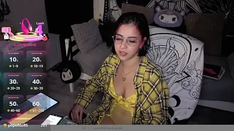 LisandreLaVenale webcam model stream image