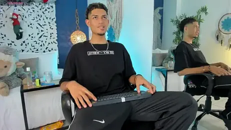 Adonis_WB webcam model stream image