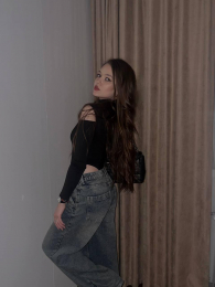 JoanFairfax webcam model stream image