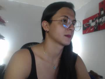 camila_bigcock_ts webcam model stream image
