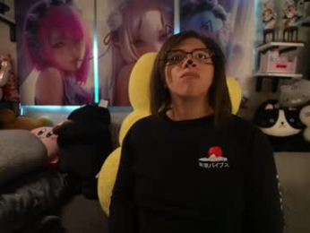 nyxraven webcam model stream image