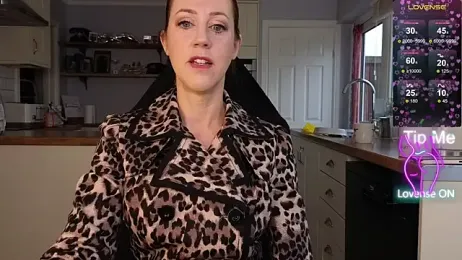 stripmequick webcam stripchat model stream image