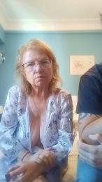 Alma_2025 webcam model stream image