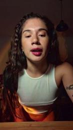 Emilysantxxx webcam cam4 model stream image