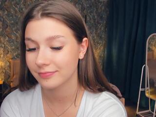 Tennille Dries webcam model stream image