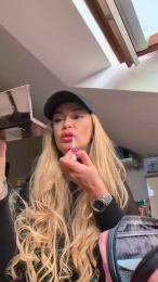 NyxBaroness webcam model stream image