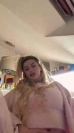 NyxBaroness webcam model stream image