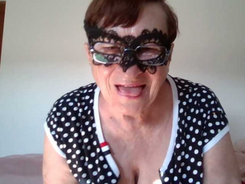 RomachkaT webcam model stream image