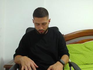 Walter Brownn webcam model stream image