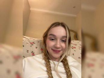 MimiMila webcam bongacams model stream image