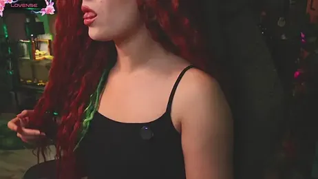 Inkbuttercup webcam model stream image