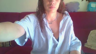 lushowroll webcam cam4 model stream image