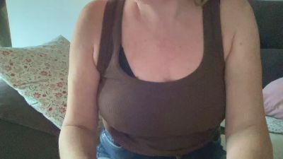 loreta69 webcam model stream image