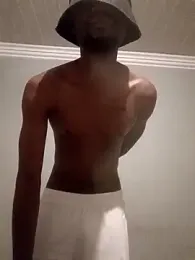 TreySavvy webcam model stream image
