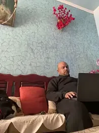 Dick_6inches_Delhi webcam model stream image