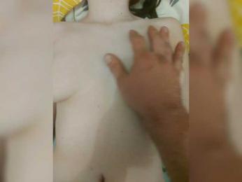 -flyteen webcam bongacams model stream image