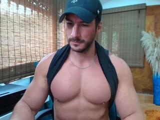 Icarus Secret webcam model stream image