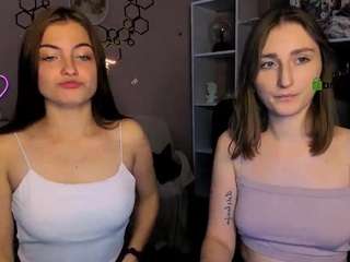 linda-fix webcam model stream image