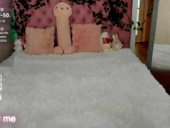 y0ung_lina18 webcam model stream image