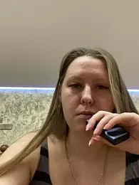 ISSexy webcam model stream image