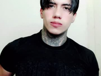 chriss_opp webcam model stream image