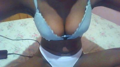 Leatecia8 webcam model stream image