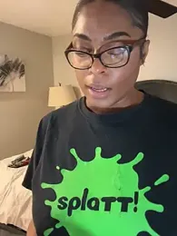 CandyLuxxxx webcam model stream image