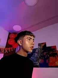 Noah_Xitruxx webcam model stream image