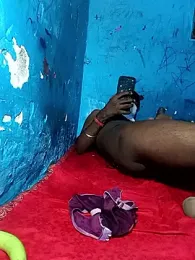 ruchigoutam webcam stripchat model stream image