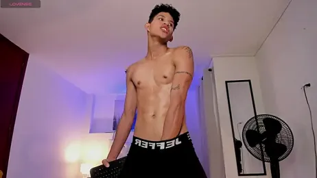 KamiSuarez webcam model stream image