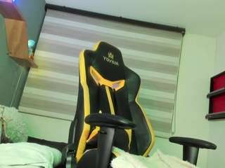 sherylee webcam model stream image