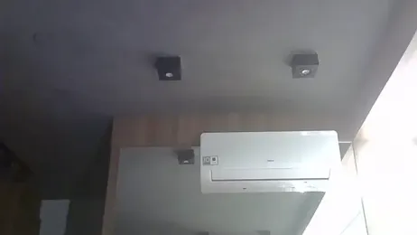 SkinnyKitten webcam model stream image