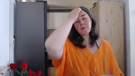 MilfGina webcam model stream image