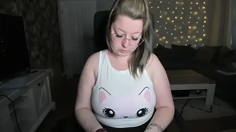 Lillyloo_ webcam model stream image