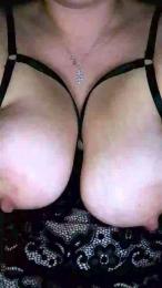 Latetona36 webcam model stream image