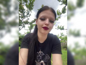 NaughtyAnna webcam model stream image