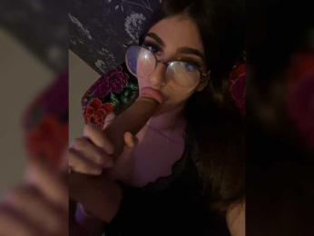 Mia69aa webcam model stream image