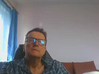 ulmeni4 webcam model stream image