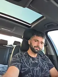 StraightSerb webcam model stream image