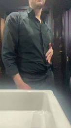 YoUnGbOy2018 webcam model stream image