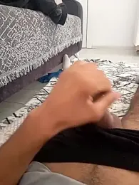 Kurtsikici@xh webcam model stream image